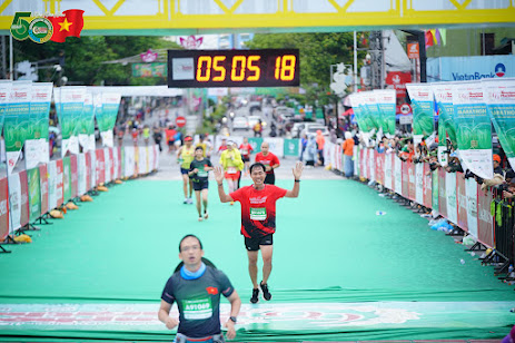 Lý Minh Giang hoàn thành marathon 42km Tiền Phong tại Quảng Trị